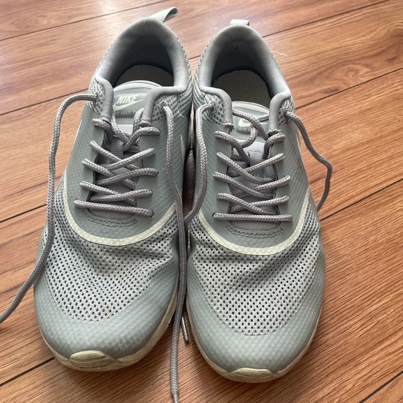 Nike Air Max Thea - Picture 2 of 5